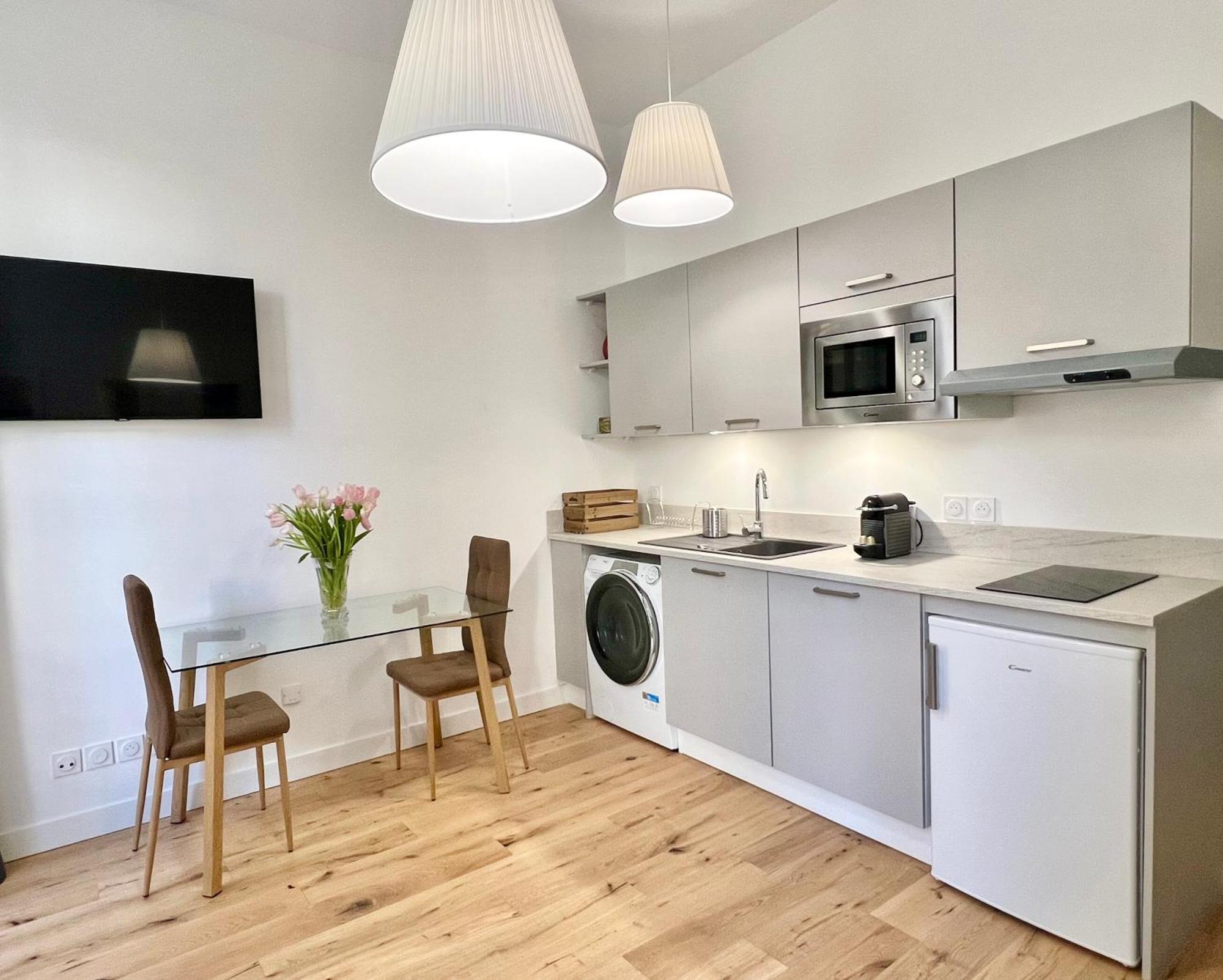 Confortable Central Studio To Discover Nice Exterior foto
